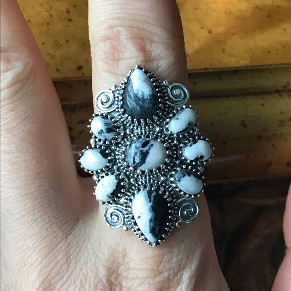 White Buffalo Sterling Silver Ring Size 8